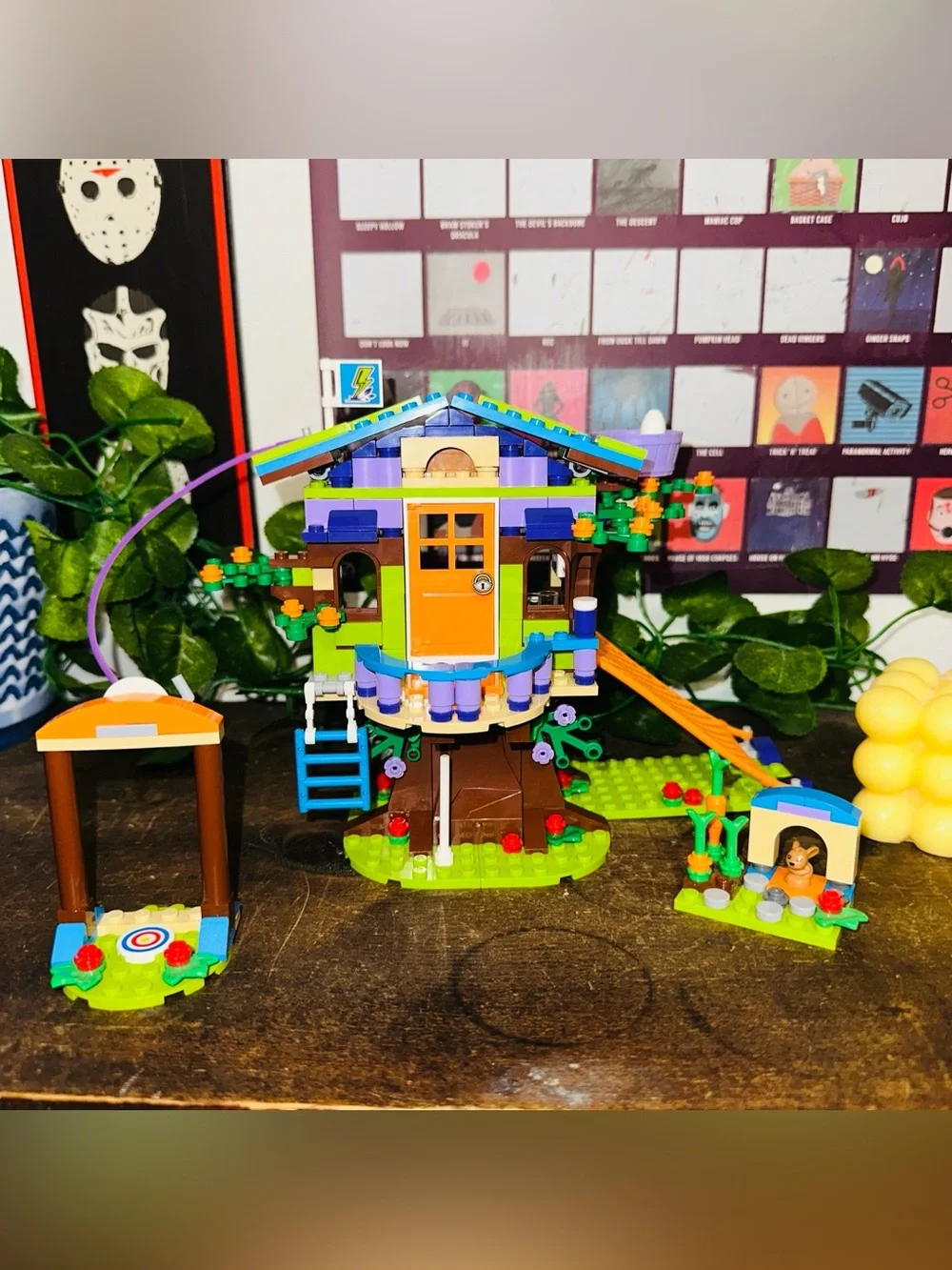 Lego Friends Mia’s Tree House 41335